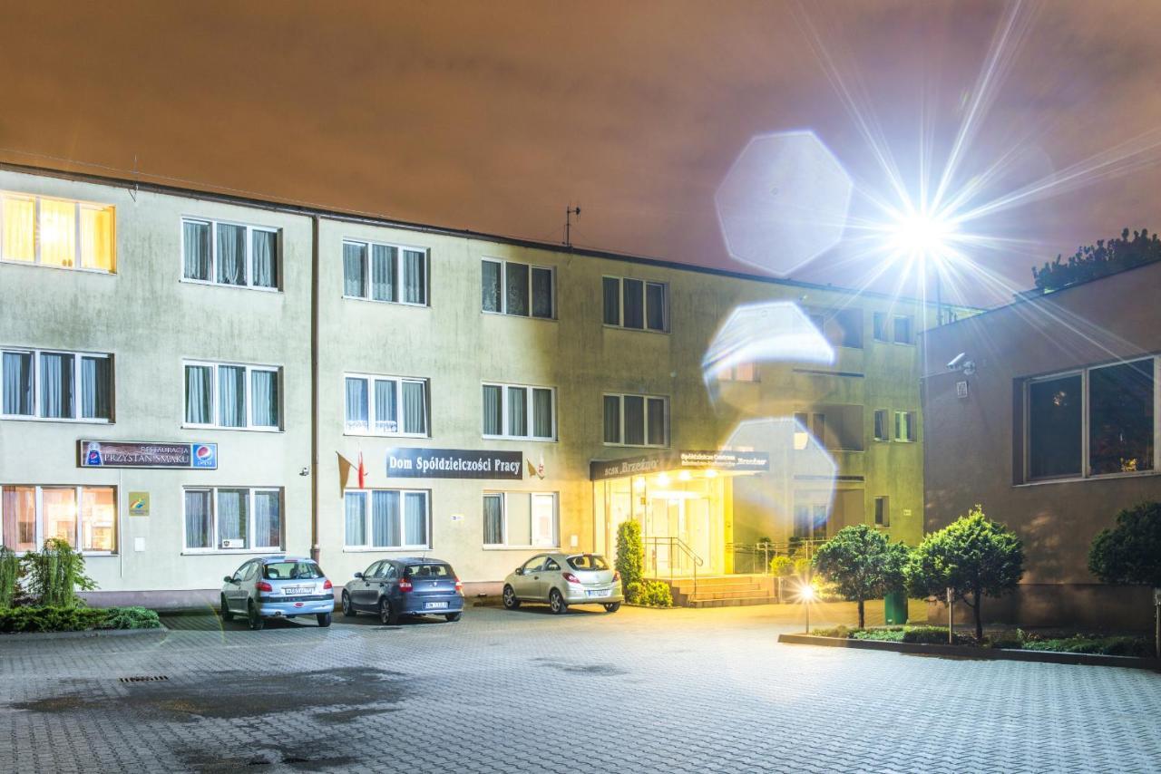 グダニスク Scsk Brzeznoホステル エクステリア 写真